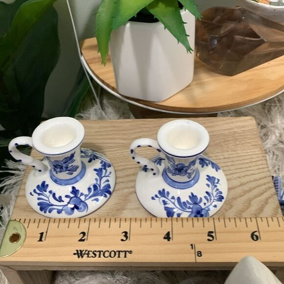 Bundle Of Small Dutch Themed Blue &  White Ceramic Decor Pieces Windmill - Picture 4 of 17